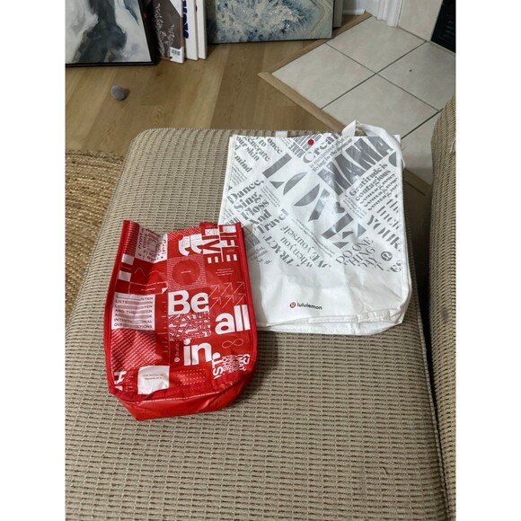 Lululemon reuseable bags - Picture 1 of 2